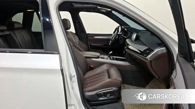 BMW X5 (F15) 2018 Белый из Кореи, фото 2