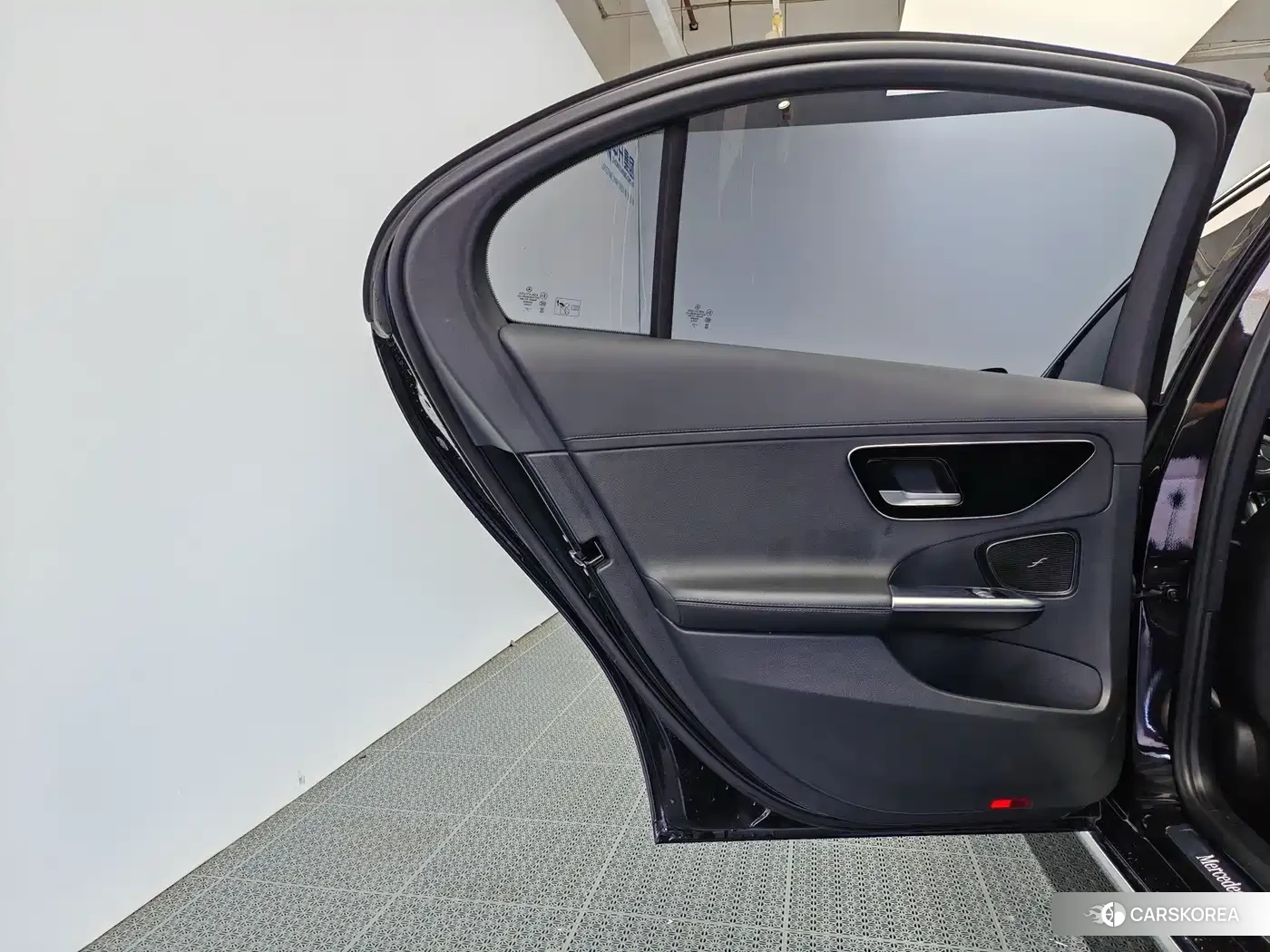 Mercedes-Benz C-class 2023 Черный из Китая, фото 2