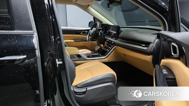 Kia Carnival 4th generation 2023 Черный из Кореи, фото 2