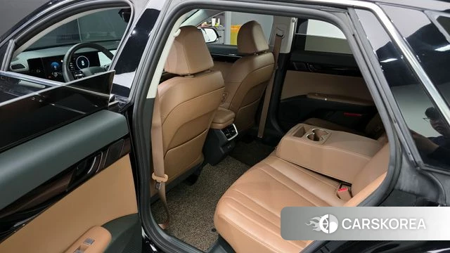 Hyundai Grandeur Hybrid (GN7) 2023 Черный из Кореи, фото 2