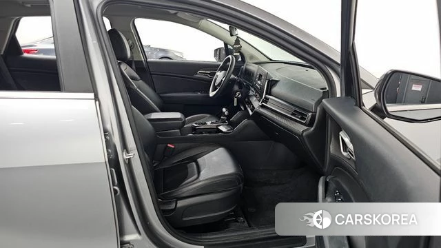 Kia Sportage 5th Generation 2021 Серебряный из Кореи, фото 2