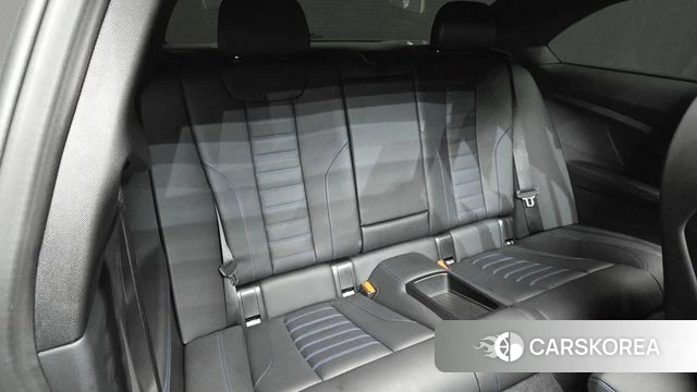 BMW 2 Series (G42) 2024 Черный из Кореи, фото 2