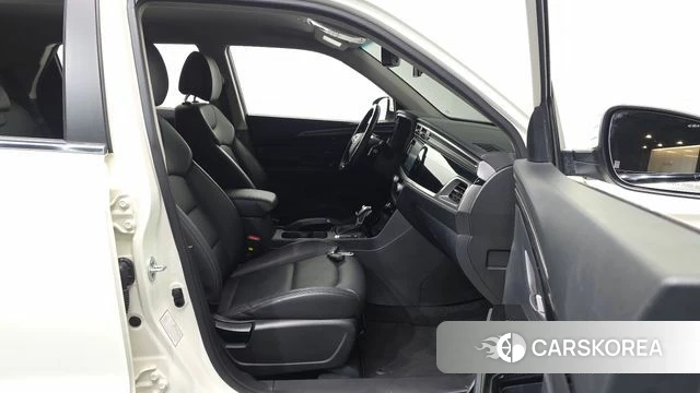 Ssangyong Beautiful Korando 2019 Белый из Кореи, фото 2