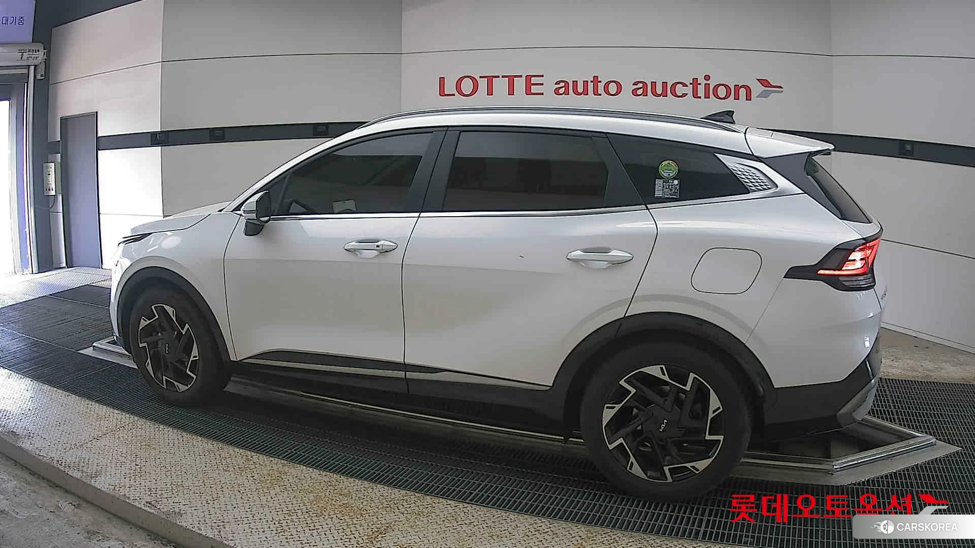 Kia Sportage 2022 Белый из Кореи, фото 2