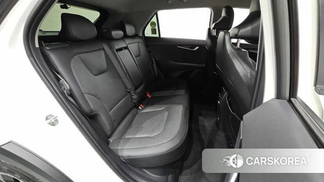 Kia Di Ol Nu Niro 2022 Белый из Кореи, фото 2