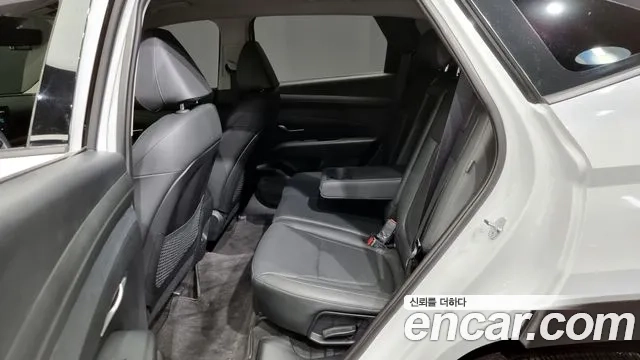 Hyundai The New Tucson (NX4) 2024 Белый из Кореи, фото 2