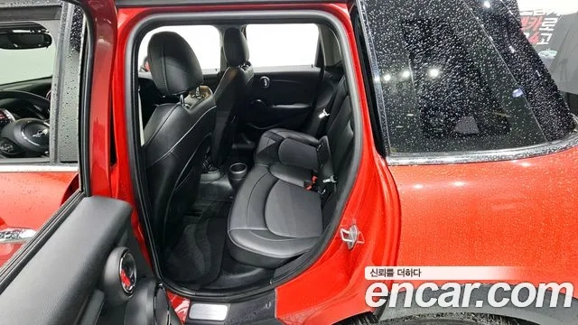 Mini Cooper D 2018 Красный из Кореи, фото 2