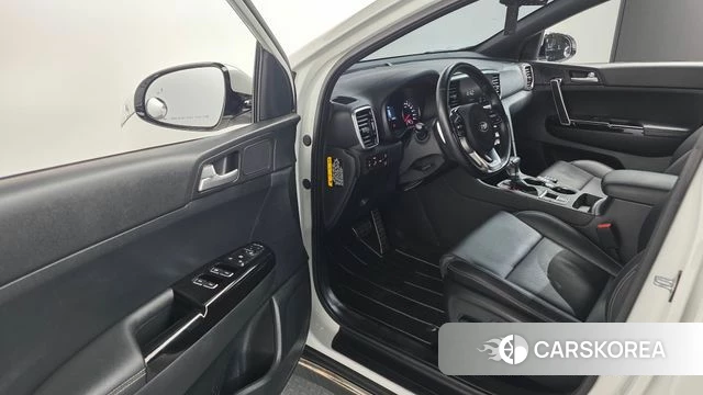 Kia Sportage The Bold 2018 Белый из Кореи, фото 2