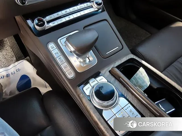 Genesis G90 2019 Черный из Кореи, фото 2