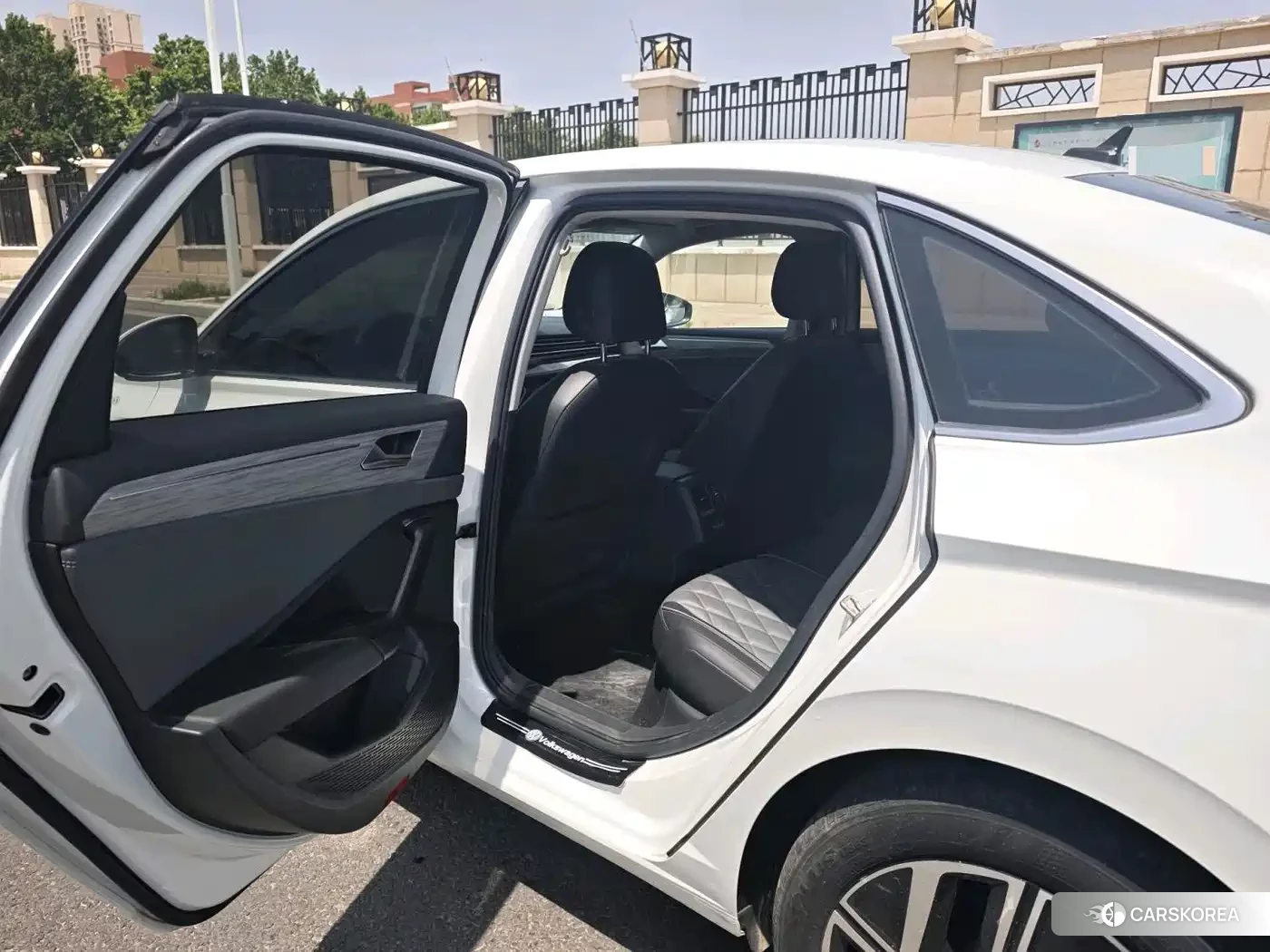 Volkswagen Sagitar 2022 Белый из Китая, фото 2