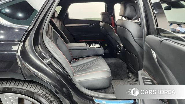 Genesis G80 (RG3) 2024 Черный из Кореи, фото 2
