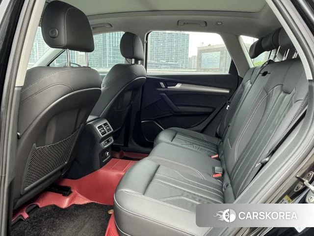 Audi Q5L 2024 Черный из Китая, фото 2