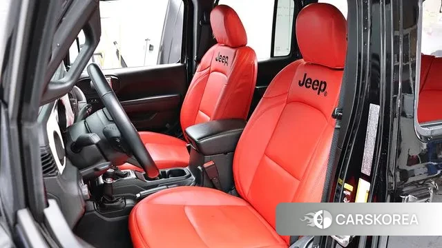 Jeep Wrangler (JL) 2021 Черный из Кореи, фото 2