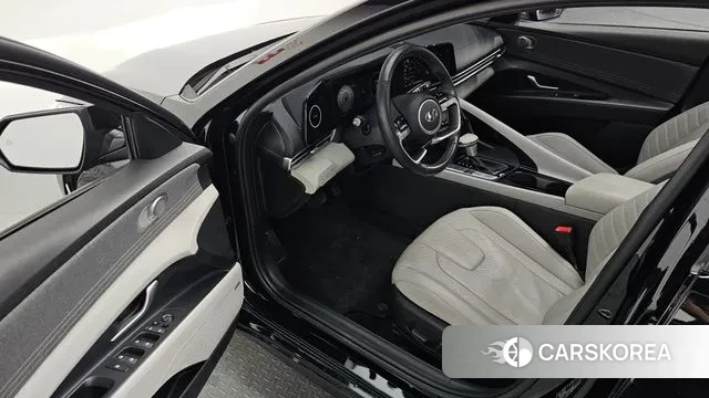 Hyundai Avante Hybrid (CN7) 2020 Черный из Кореи, фото 2