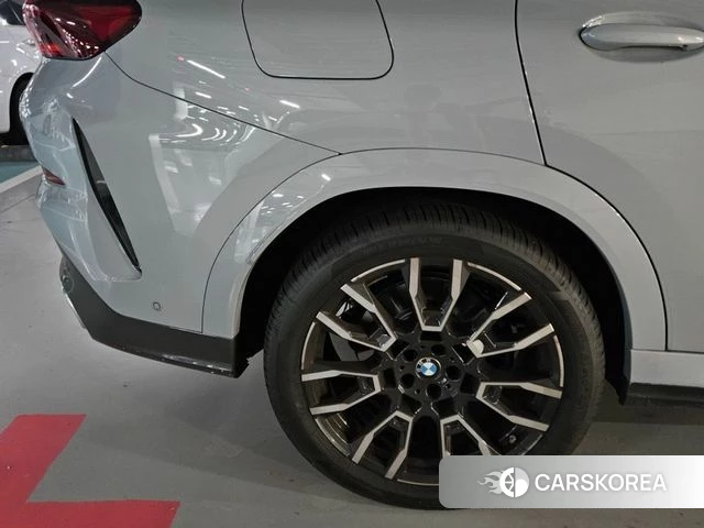 BMW X6 (G06) 2026 Светло-зеленый из Кореи, фото 2