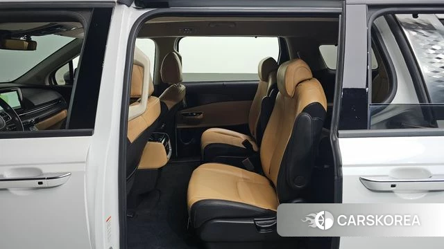 Kia Carnival 4th generation 2023 Белый из Кореи, фото 2
