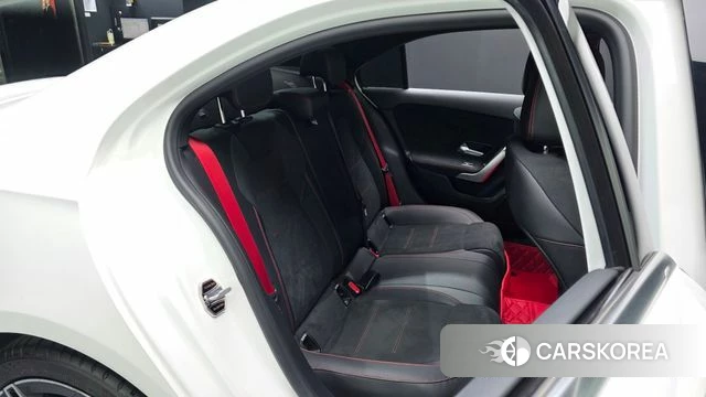 Mercedes-Benz A-Class W177 2021 Белый из Кореи, фото 2