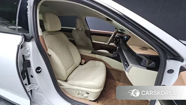 Hyundai Grandeur (GN7) 2024 Белый из Кореи, фото 2