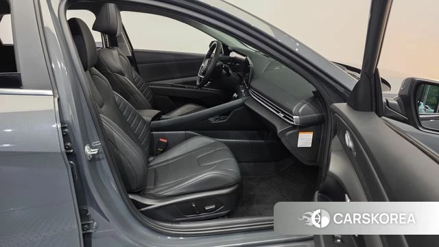 Hyundai The New Avante Hybrid (CN7) 2024 Серый из Кореи, фото 2
