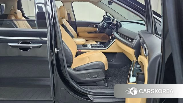 Kia Carnival 4th generation 2021 Черный из Кореи, фото 2