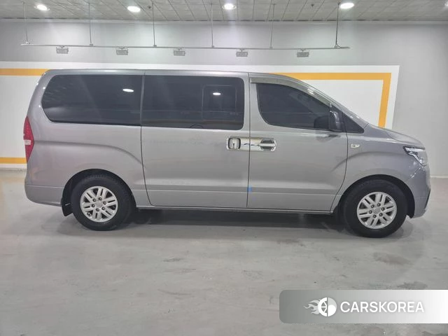Hyundai The New Grand Starex 2020 Серебряный из Кореи, фото 2