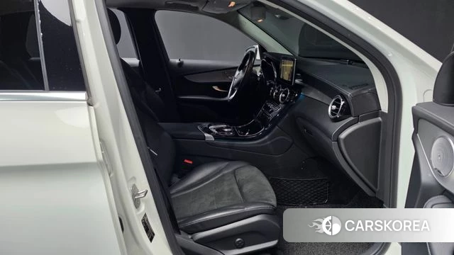 Mercedes-Benz GLC-Class X253 2019 Белый из Кореи, фото 2