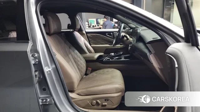 Kia K8 2021 Серебристо-серый из Кореи, фото 2