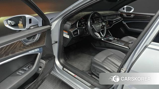 Audi A6 (C8) 2021 Серебристо-серый из Кореи, фото 2