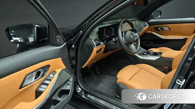 BMW 3 Series (G20) 2023 Черный из Кореи, фото 2