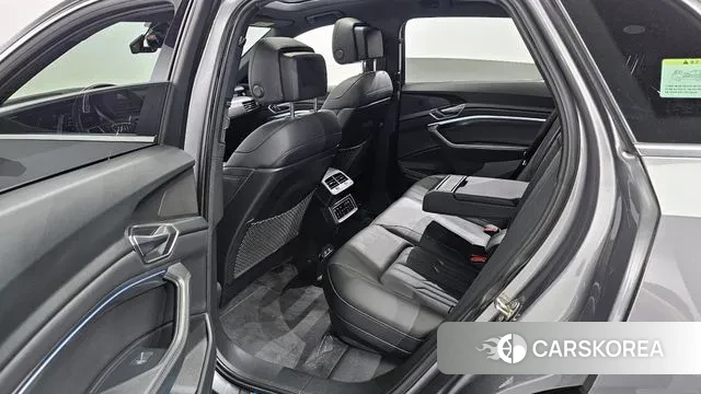 Audi e-Tron id 2901125 из Кореи 2