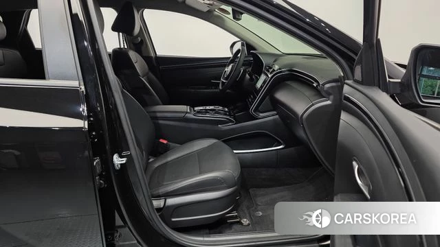 Hyundai Tucson (NX4) 2023 Черный из Кореи, фото 2