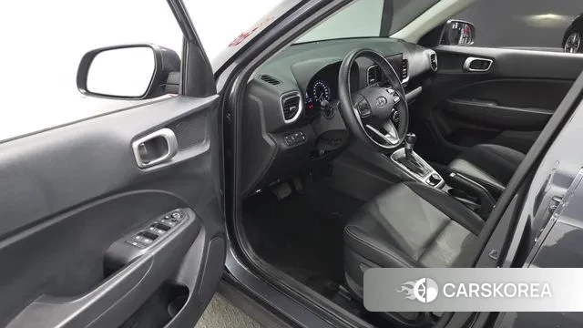 Hyundai Venue 2021 Серый из Кореи, фото 2