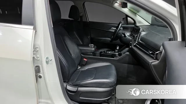 Kia Sportage 5th Generation 2022 Белый из Кореи, фото 2