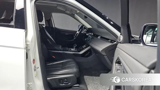 Land Rover Range Rover Evoque 2nd Generation 2020 Белый из Кореи, фото 2