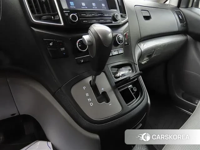 Hyundai The New Grand Starex 2021 Желтый из Кореи, фото 2