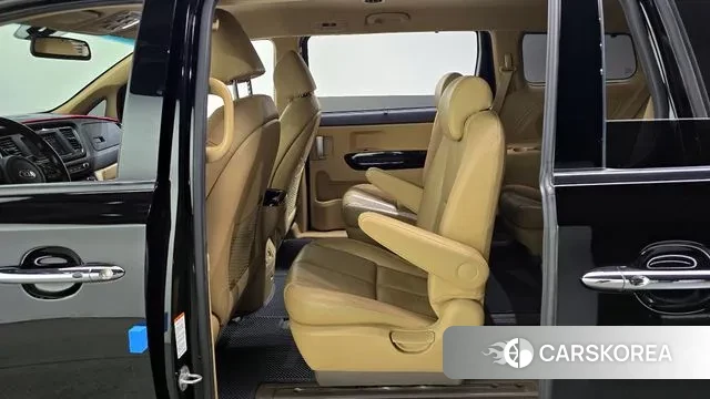 Kia The New Carnival 2018 Черный из Кореи, фото 2
