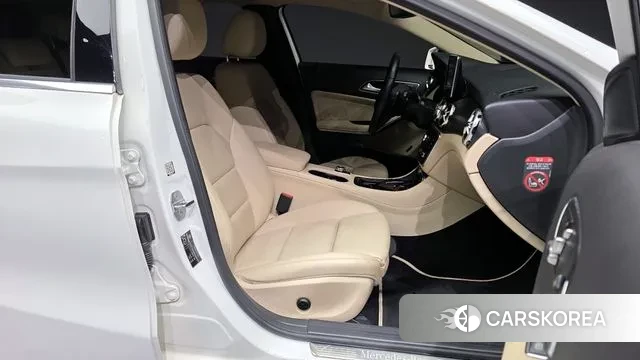 Mercedes-Benz GLA-Class X156 2019 Белый из Кореи, фото 2