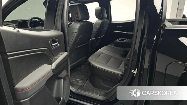 Chevrolet (GM Daewoo) All New Colorado 2024 Черный из Кореи, фото 2