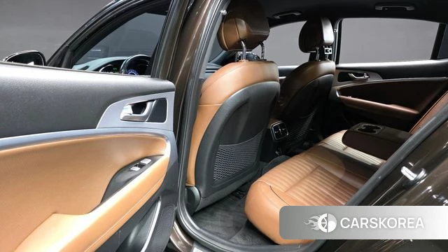 Genesis G70 2018 Коричневый из Кореи, фото 2