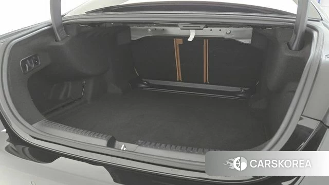 Mercedes-Benz E-Class W214 2025 Черный из Кореи, фото 2