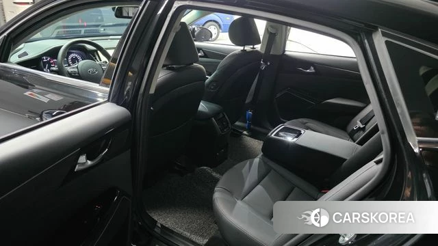 Kia K7 Premier 2020 Черный из Кореи, фото 2