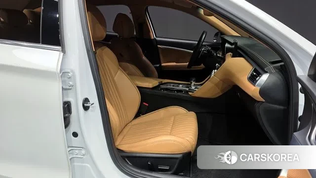 Genesis The New G70 2022 Белый из Кореи, фото 2