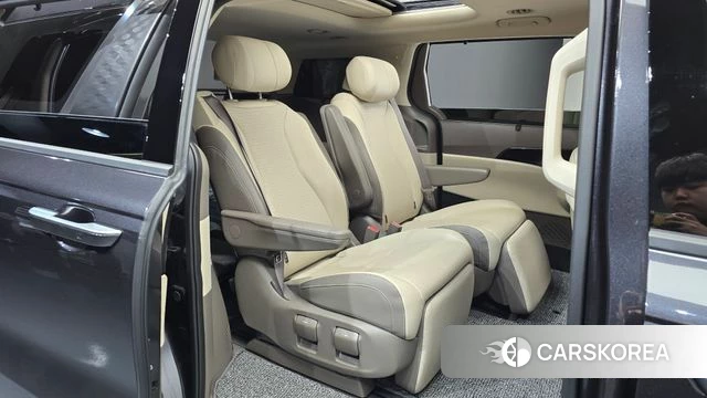 Kia The New Carnival 4th Generation 2024 Серый из Кореи, фото 2