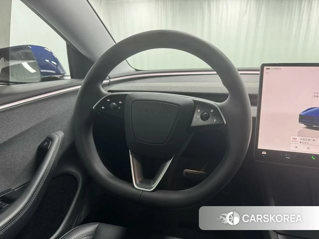 Tesla Model 3 2024 Синий из Китая, фото 2