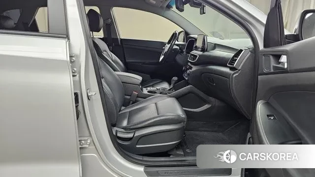 Hyundai All New Tucson 2019 Серебристо-серый из Кореи, фото 2