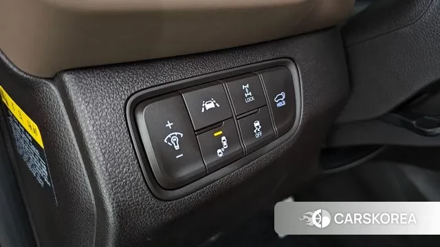 Hyundai Santa Fe TM 2018 Серебристо-серый из Кореи, фото 2