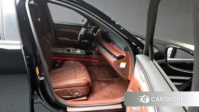 Genesis G90 (RS4) 2022 Черный из Кореи, фото 2