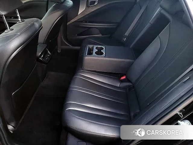 Kia K8 2022 Черный из Кореи, фото 2