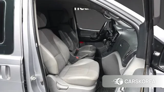 Hyundai The New Grand Starex 2018 Серебряный из Кореи, фото 2