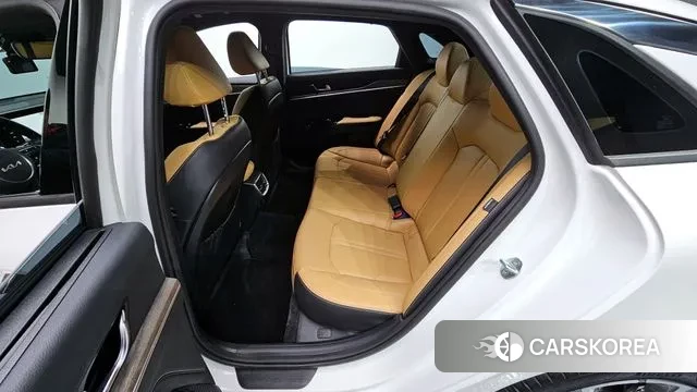 Kia K5 3rd generation 2023 Белый из Кореи, фото 2